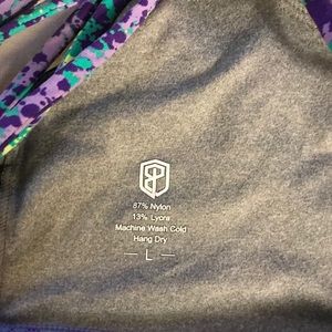Tops - Sports bra Tops - Sports bra